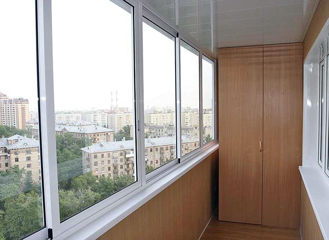 Остекление окон лоджий и балконов в Краснознаменск Краснознаменск
