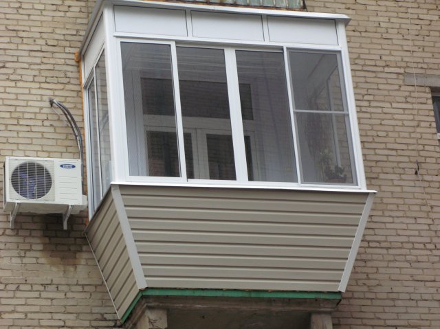Остекление балконов в хрущевке с выносом по цене от производителя Краснознаменск