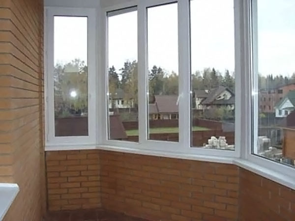 Остекления балкона в частном доме, коттедже и даче Краснознаменск