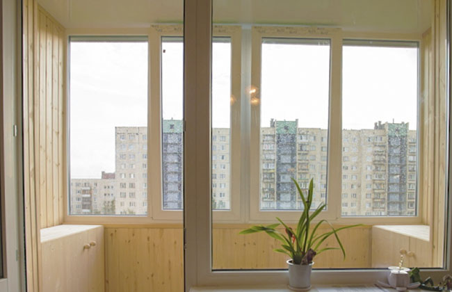 Остеклить балкон пластиковыми рамами: цены в Краснознаменск Краснознаменск