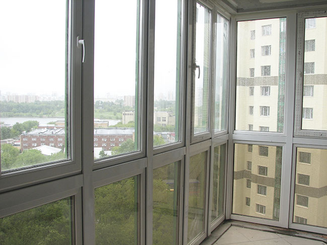 Остекление балкона в пол Краснознаменск